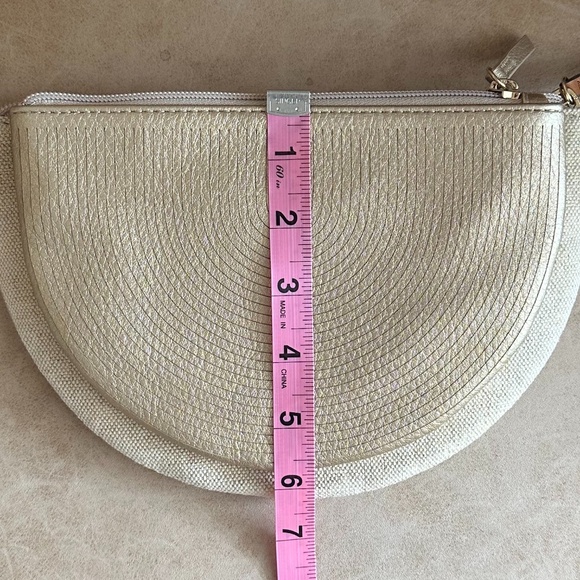 Stella & Dot Sidekick Crossbody Belt Bag Gold/Cream - Picture 15 of 16
